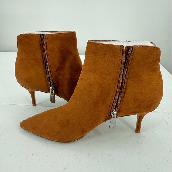 NEW Charles by Charles David 'Accurate' Amber Brown Zippered Ankle Bootie Size 9 - Picture 8 of 11